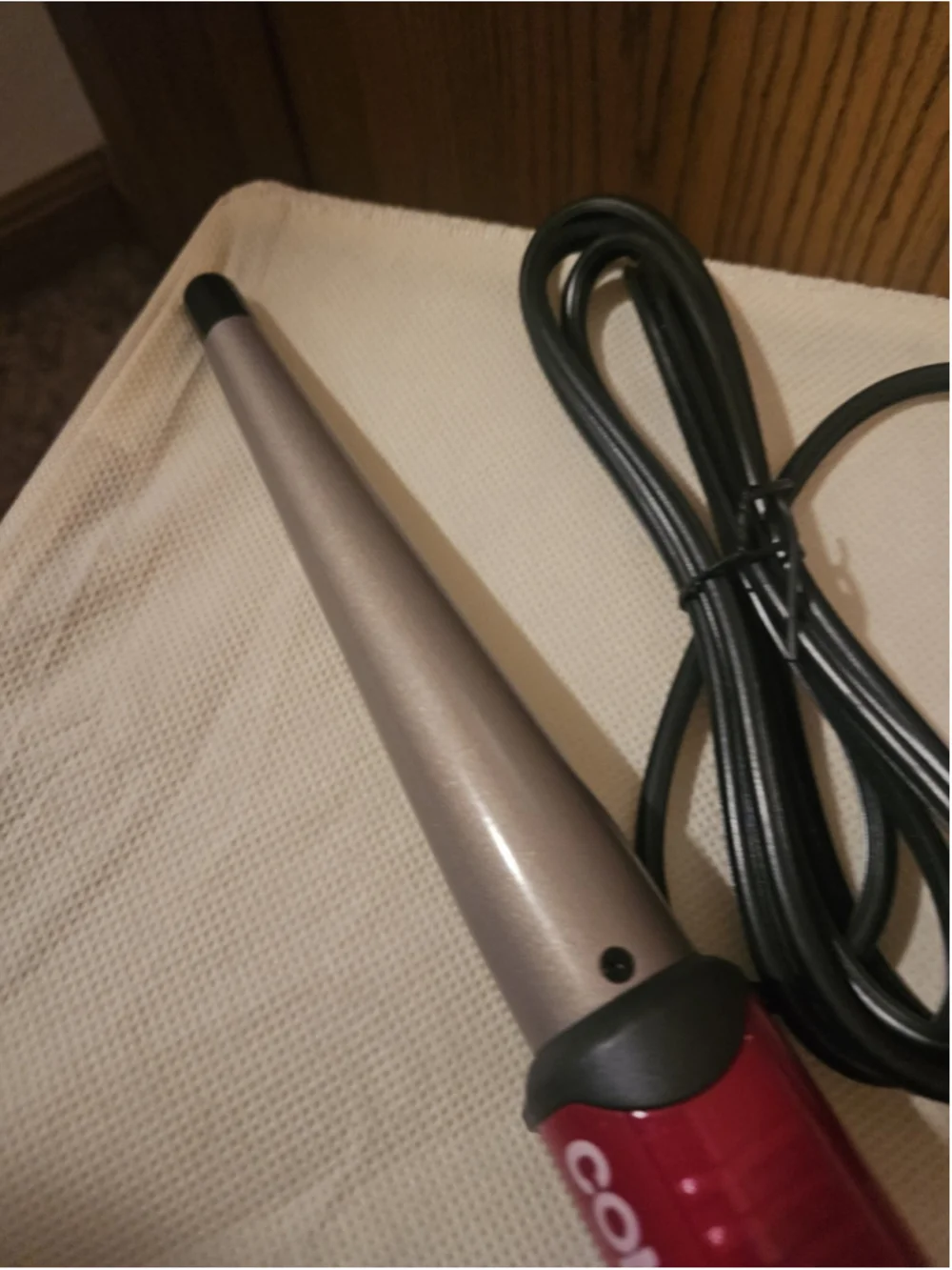 Conair YOU CURL Wand 1-1 1/2” Barrel Pre Owned Red Spiral Iron